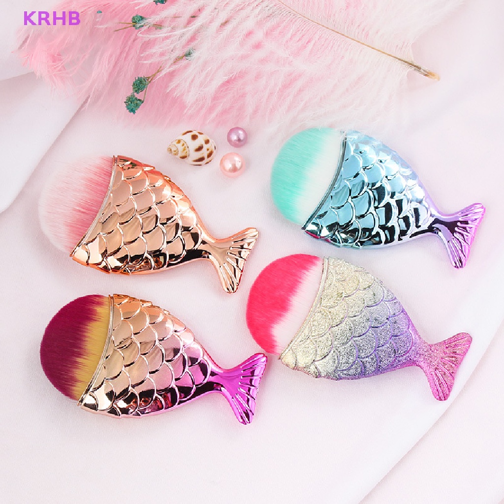 Cọ Trang Điểm Đáy Phẳng Hình Đuôi Cá KRHB