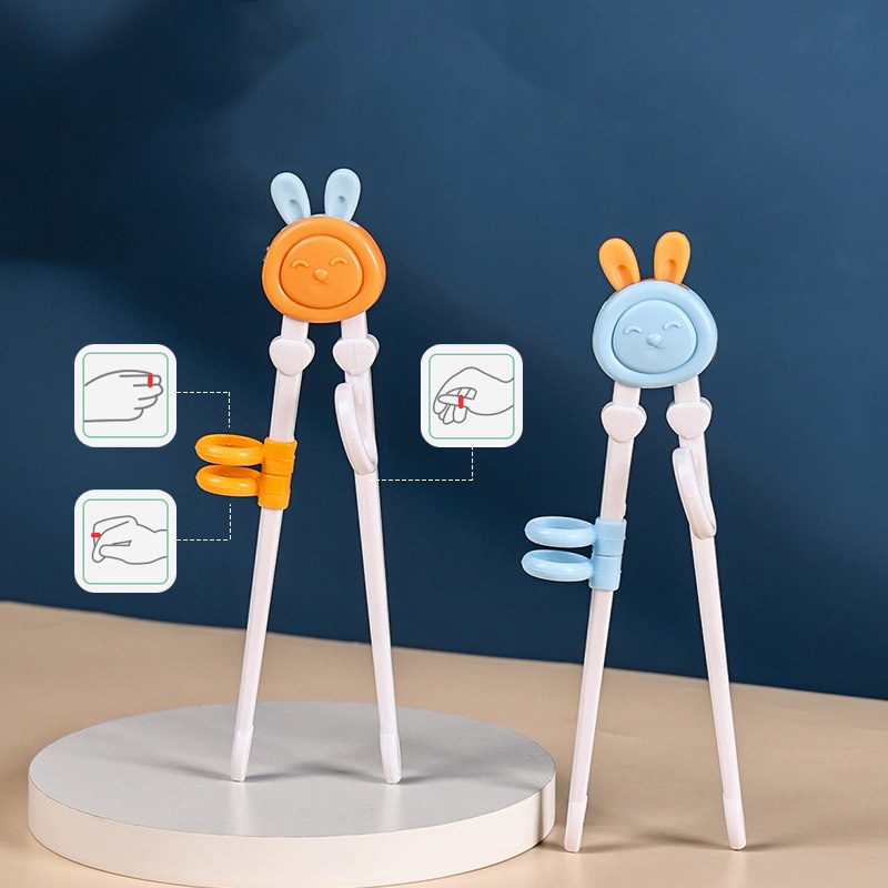 Đũa tập ăn cho trẻ em Bé 3 tuổi học tập đũa cầm tay hoạt hình