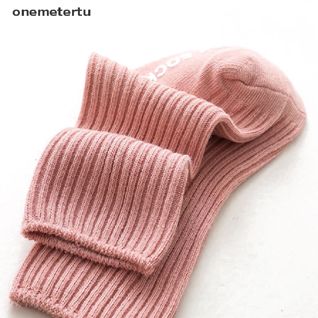 Vớ Cao Su Cổ Vừa Chống Trượt Họa Tiết Kẻ Sọc Dọc Cho Trẻ Em