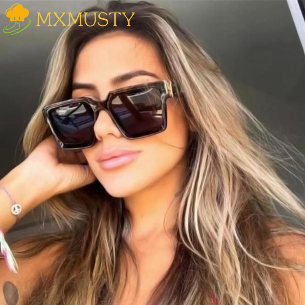 Kính Mát Gọng Vuông Phong Cách Cổ Điển Dành Cho Nữ