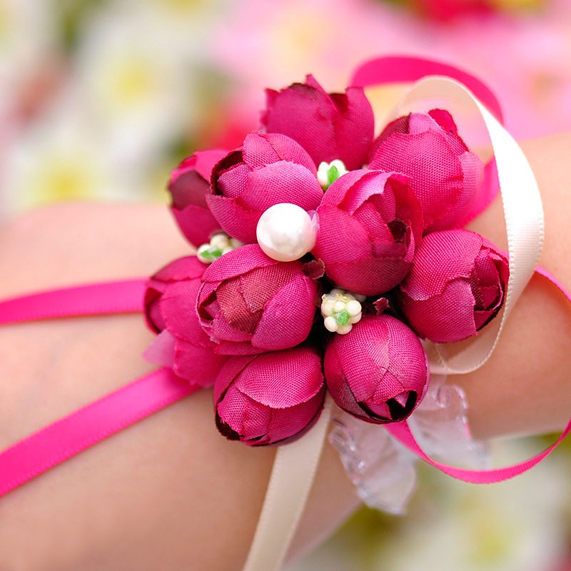 Vòng Hoa Đeo Tay Bằng Lụa Satin Cho Phù Dâu Đám Cưới