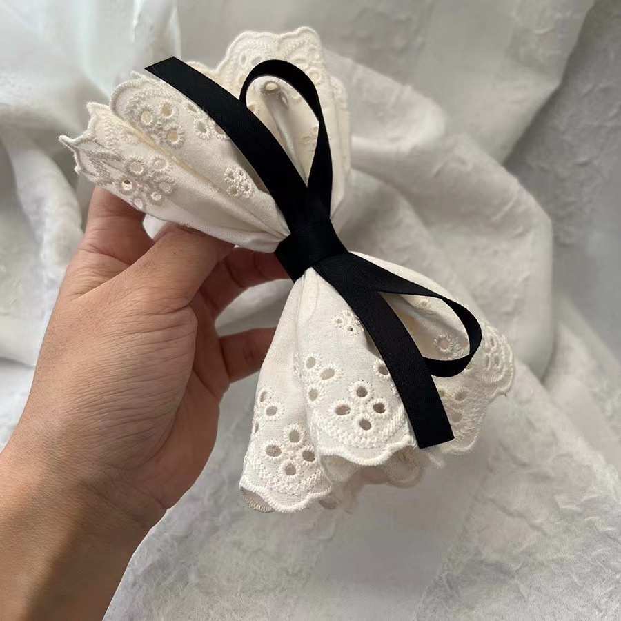 Kẹp Tóc Đính Nơ Nhiều Lớp Thêu Họa Tiết Xinh Xắn