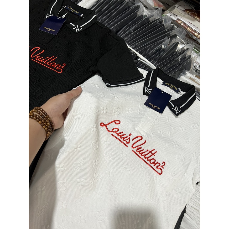 Áo Thun Nam Tay Ngắn Dập Vân Nổi Hoa Văn Thêu Chữ Lois, Chất Thun Cotton