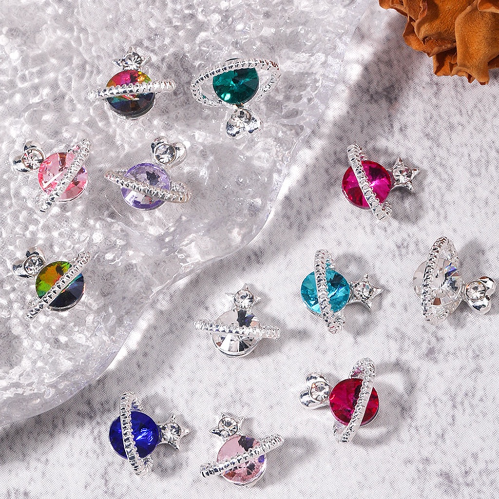 Set 10 Phụ Kiện Trang Trí Móng Tay Hình Trái Tim Hành Tinh 3D DIY