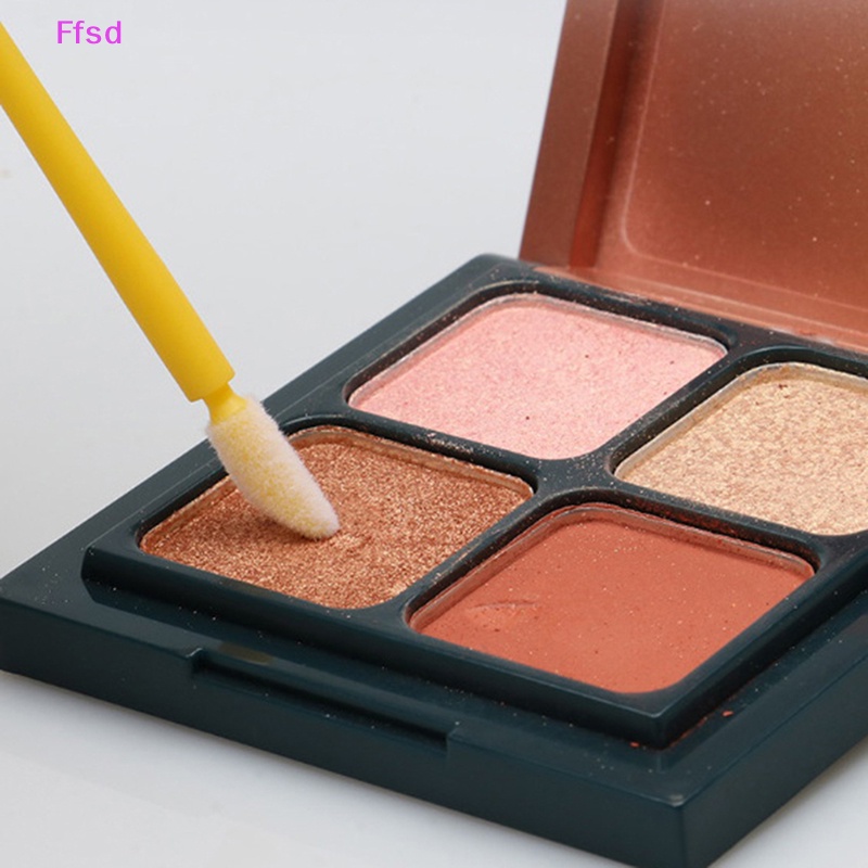 Set 100 Cọ Tô Son Môi Dùng Một Lần Tiện Dụng