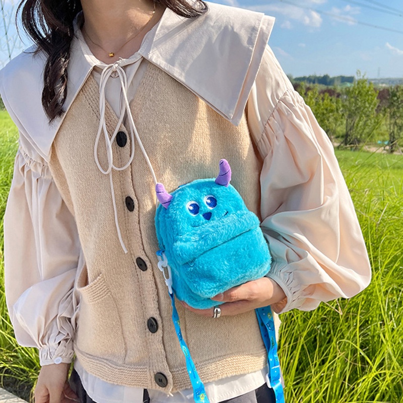 Túi Đeo Chéo Mini Cute Hình Gấu Dâu Tây Phủ Lông Dễ Thương Chống Thất Lạc