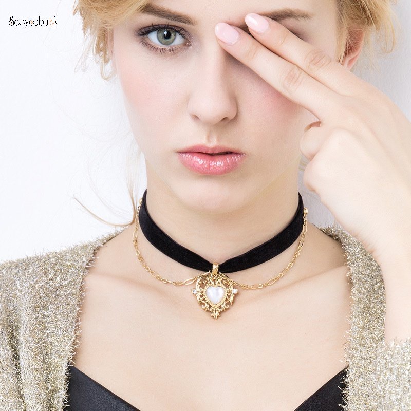 Vòng Cổ Choker Hai Lớp Bằng Nhung Đen Đính Ngọc Trai Nhân Tạo Mặt Trái Tim Thanh Lịch Cổ Điển Cho Nữ