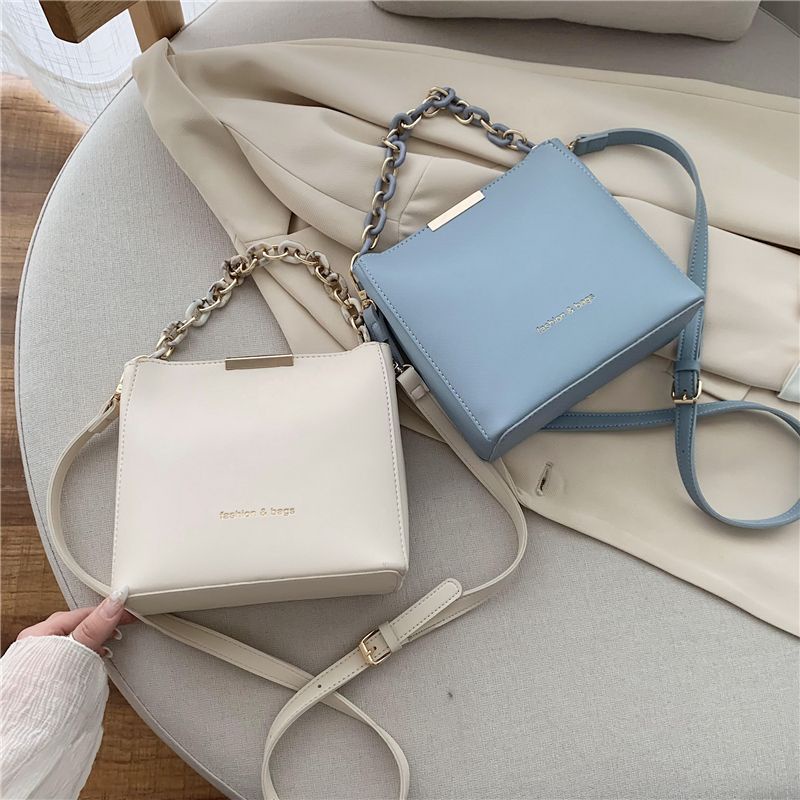 Túi Đeo Chéo Vai Phong Cách Mới Dễ Phối Đồ Hợp Thời Trang Cho Nữ