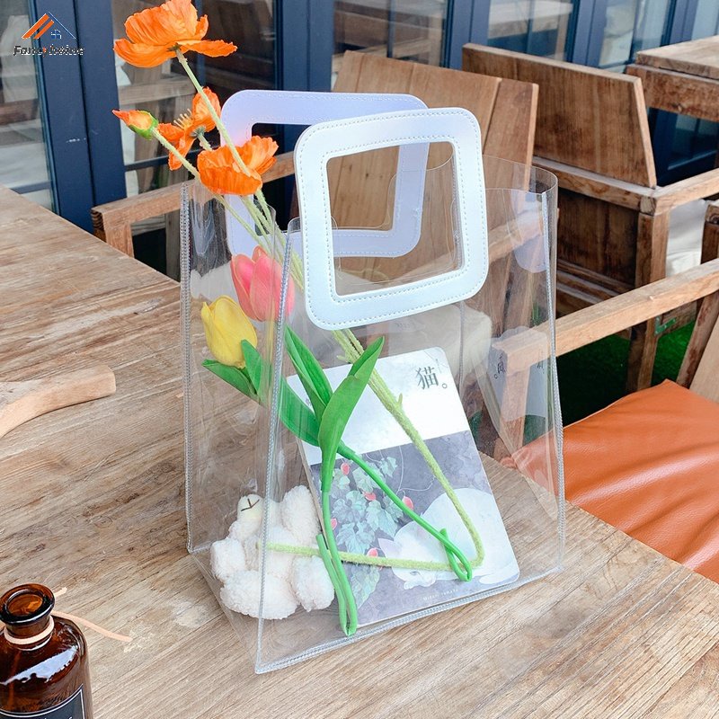 Túi xách màu trong suốt đựng mỹ phẩm thời trang dành cho nữ