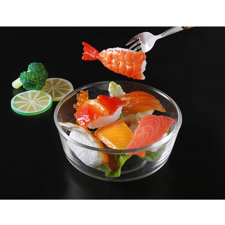 Mô Hình Cơm Nắm Sushi Cá Hồi Nhật Bản Dùng Trang Trí