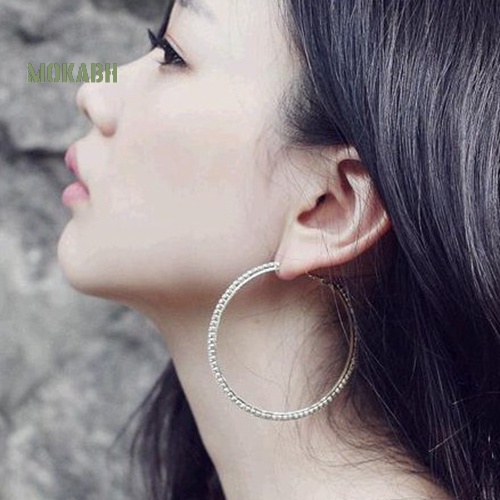 1 Đôi Bông Tai Tròn Đính Đá Lấp Lánh Sang Trọng