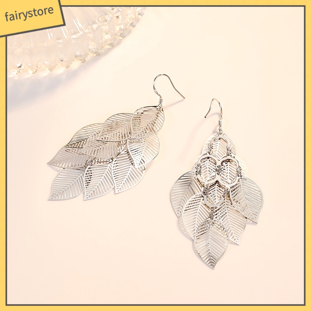 1 Đôi Bông Tai Hình Chiếc Lá Tua Rua Nhiều Lớp Màu Bạc Thời Trang