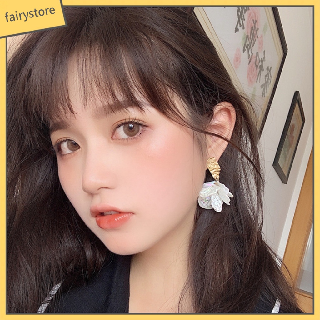 1 Đôi Bông Tai Hình Cánh Hoa Vỏ Sò Màu Trắng Phong Cách Hàn Quốc