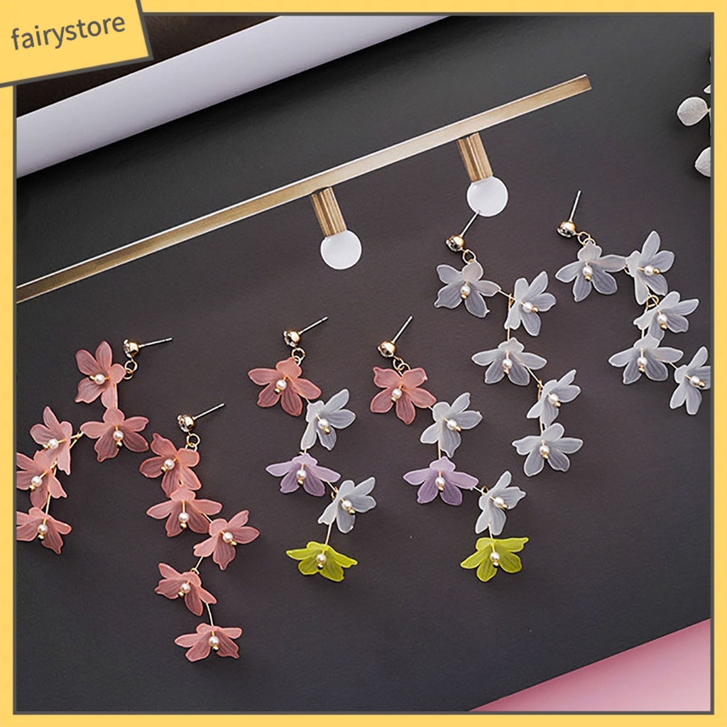 1 Đôi Bông Tai Hình Hoa Đính Ngọc Trai Giả Bằng Acrylic Thời Trang