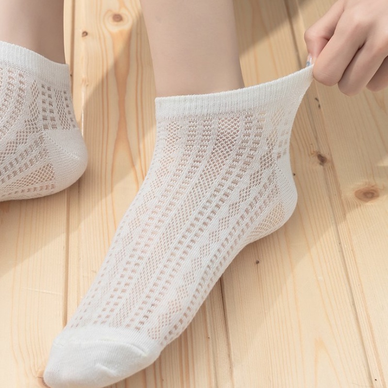 Đôi Vớ Cổ Thấp Bằng Vải Cotton Thoáng Khí Thời Trang Mùa Hè Sành Điệu Cho Nữ