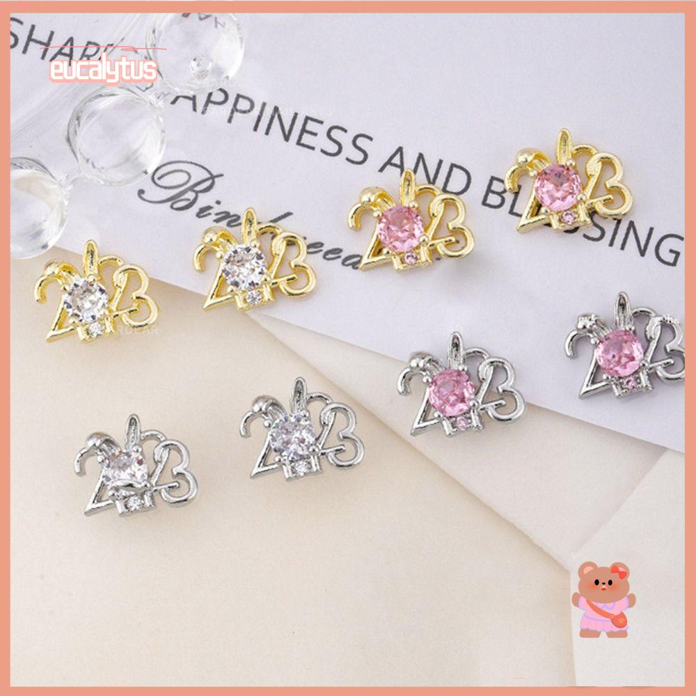 Set 5 Phụ Kiện Trang Trí Móng Tay Hình Thỏ Sang Trọng