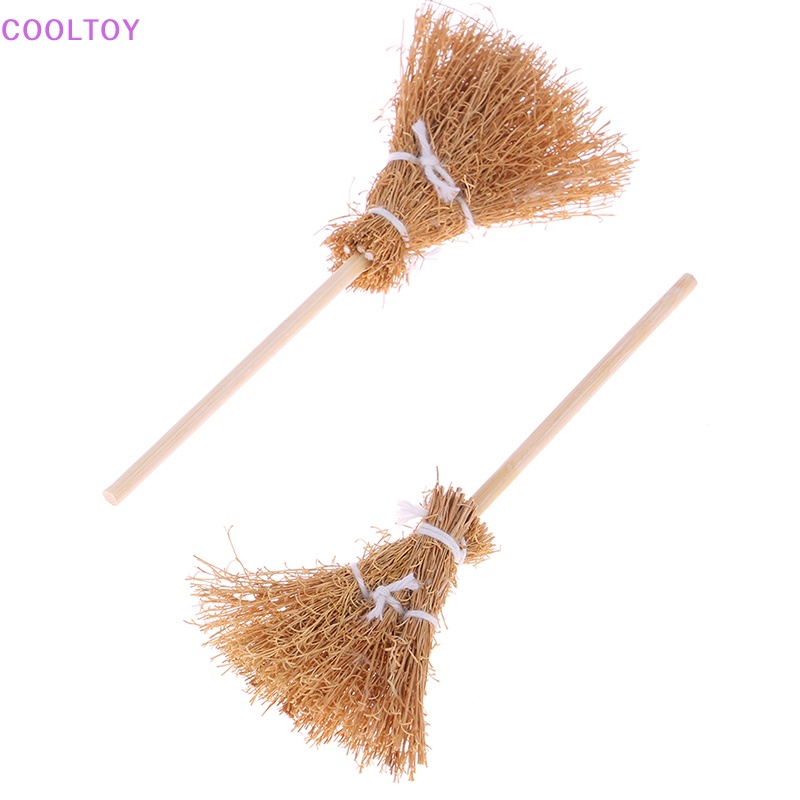 Bộ Mô Hình Chổi Và Đồ Gia Dụng Cho Nhà Búp Bê Tỷ Lệ 1 / 12