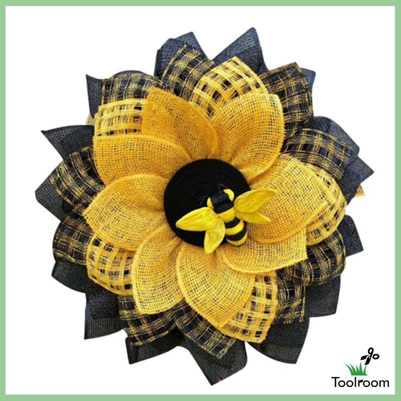 Vòng Hoa Lò Xo Treo Phía Trước Trang Trí Tiệc Cưới