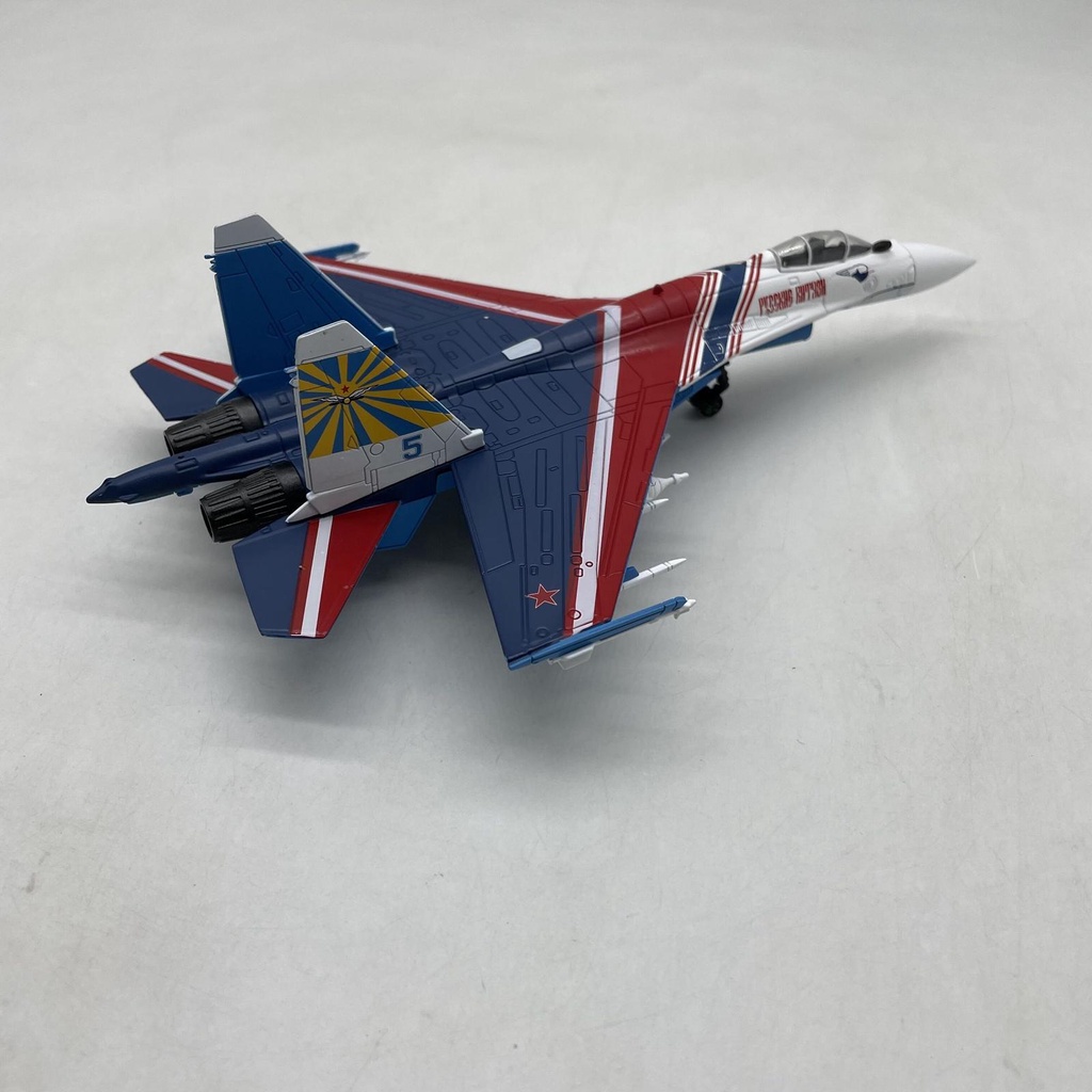 Mô Hình Máy Bay Tỉ Lệ 1: 100 Kèm Giá Đỡ