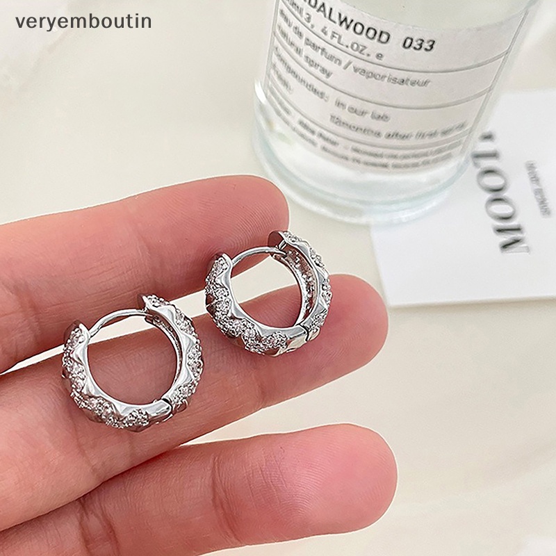 Bông Tai Dạng Vòng Kiểu Bất Đối Xứng Đính Đá Zircon Lấp Lánh Đơn Giản Thời Trang 1 Cho Nữ