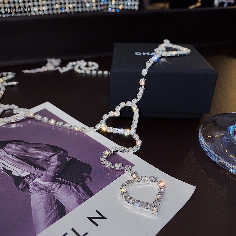 Thắt Lưng Dây Xích Kim Loại Mặt Trái Tim Màu Bạc Mới Cho Nữ