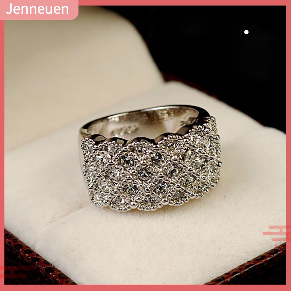 Nhẫn Đính Hôn Dát Đá Sang Trọng Cho Nữ