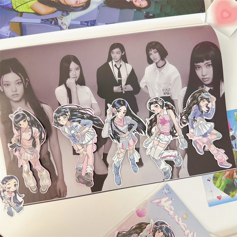 Album Ảnh Dán Hình Cá Voi Nhóm Nhạc Hàn Quốc NewJeans girl album Thủ Công Dùng Để Trang Trí Lều Chụp Ảnh
