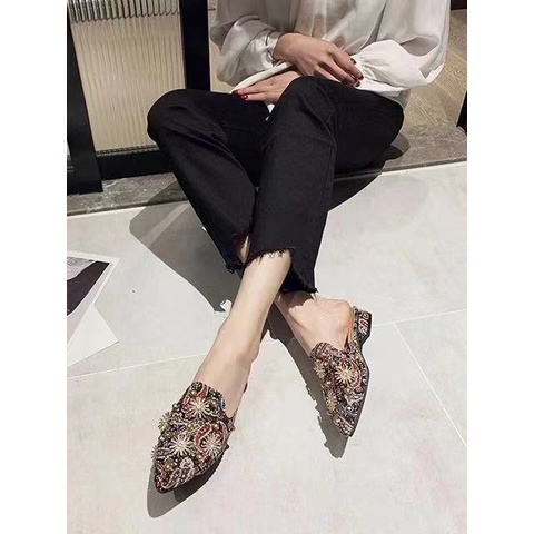 Dép Đế Bằng Đính Đá Thời Trang Dành Cho Nữ