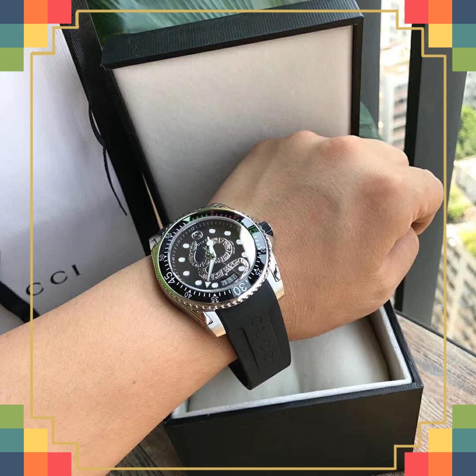 Đồng Hồ Nam Gucci Dive Dragon Quartz Black Dial Men Watch YA136217 bảo hành 2 năm