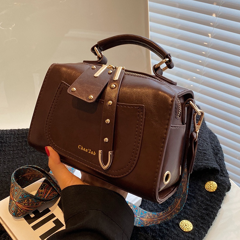 Túi Đeo Chéo Nhỏ Xinh Phong Cách Phương Tây Thời Trang 2023 Cho Bạn Gái