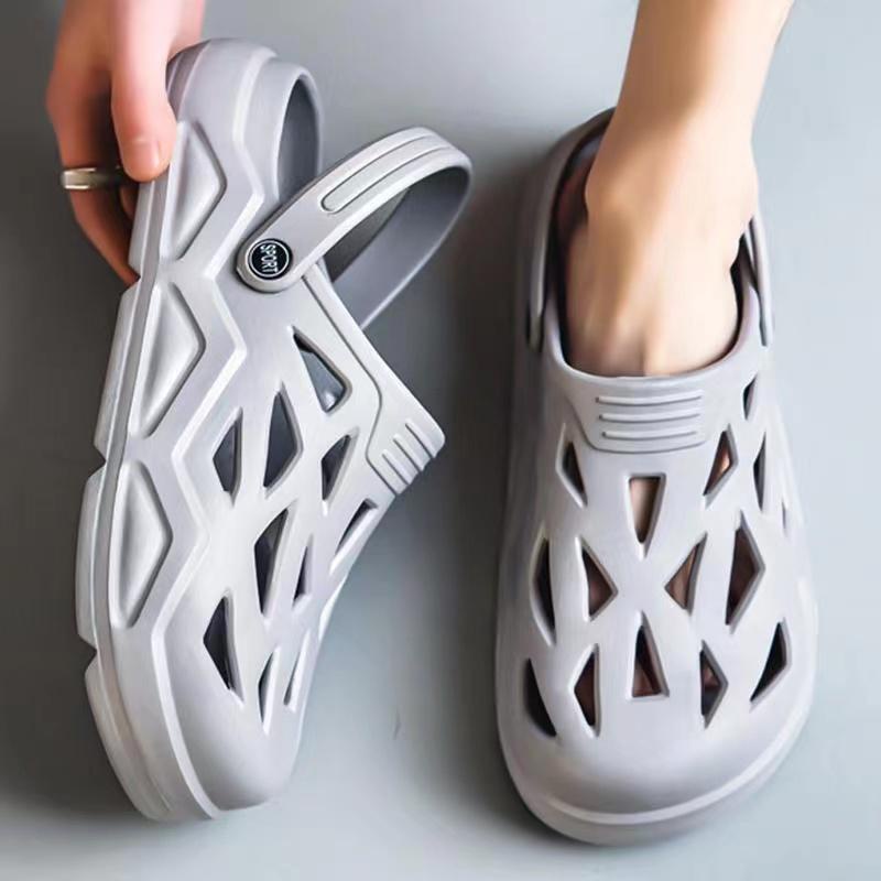 Xăng đan Nhựa Eva Đế Mềm Dày Đục Lỗ Thoáng Khí Thời Trang Đi Biển Cho Nam Và Nữ