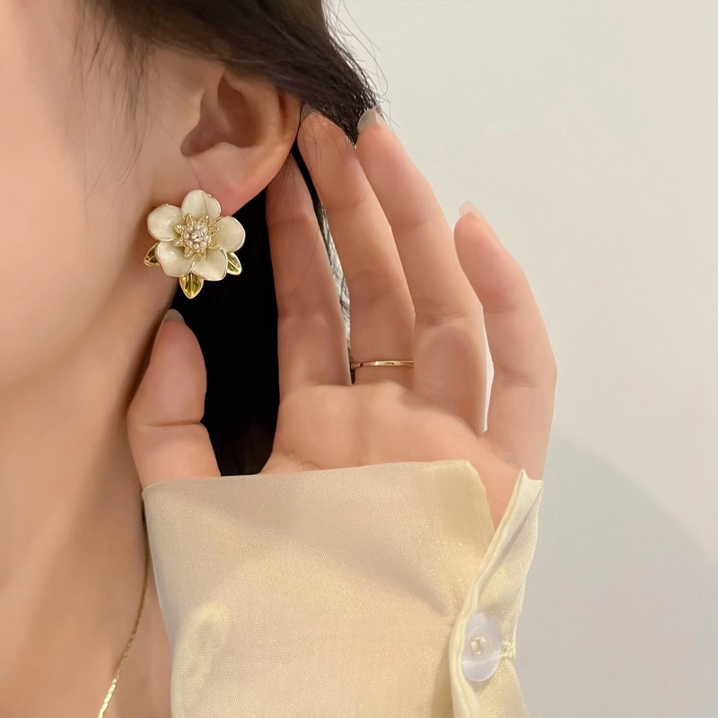 Bông Tai Hình Hoa Trà Trắng Sang Trọng Phong Cách Hàn Quốc Thời Trang Mùa Hè Cho Nữ
