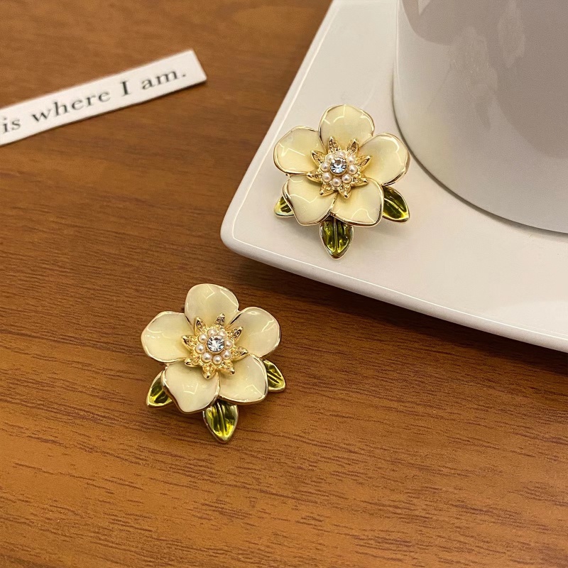 Bông Tai Hình Hoa Trà Trắng Sang Trọng Phong Cách Hàn Quốc Thời Trang Mùa Hè Cho Nữ