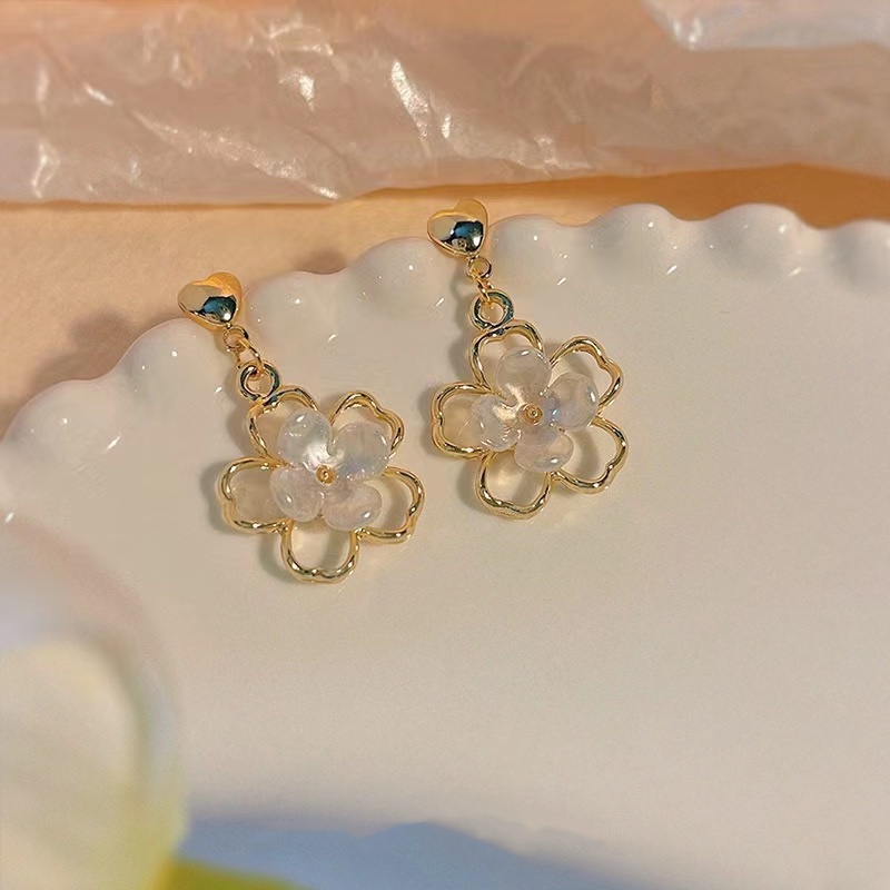 Bông Tai Hình Hoa Thời Trang Mùa Hè Hàn Quốc Dành Cho Nữ