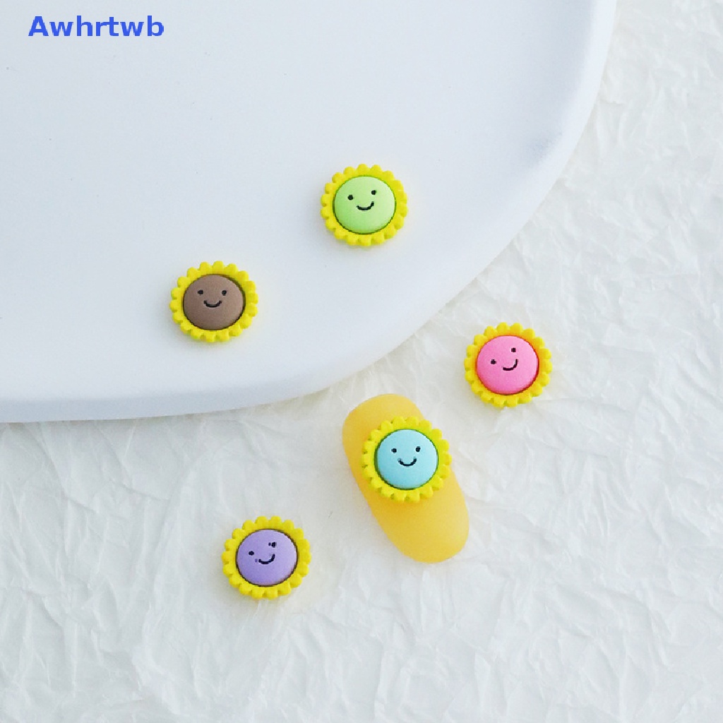 Set 50 Phụ Kiện Trang Trí Móng Tay Hình Hoa Hướng Dương Chất Liệu Hợp Kim Mới