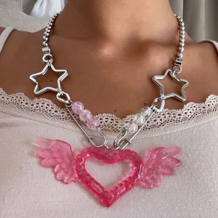 [F &amp; X] Dây Chuyền Hạt Acrylic Y2K Mặt Hình Cánh Trái Tim Sơn Màu Nhập Khẩu Từ Nhật Bản Niche