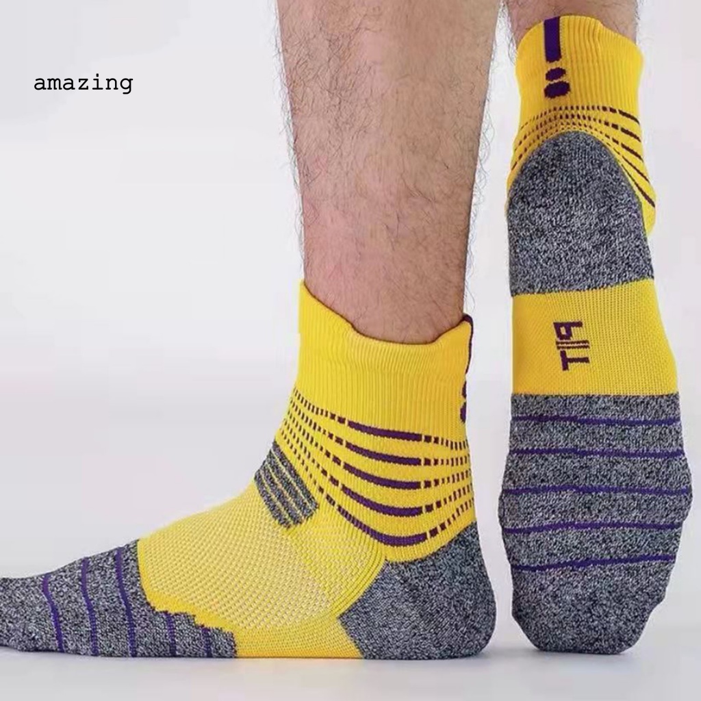 1 Đôi Tất Thể Thao Thoáng Khí Chống Mòn