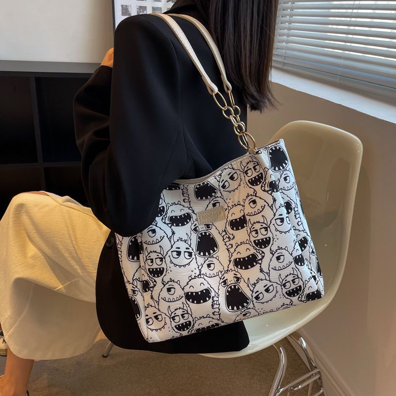 Ba Lô Đeo Vai Sức Chứa Lớn Phong Cách Mới Mùa Hè 2023 Dễ Phối Đồ Cho Nữ