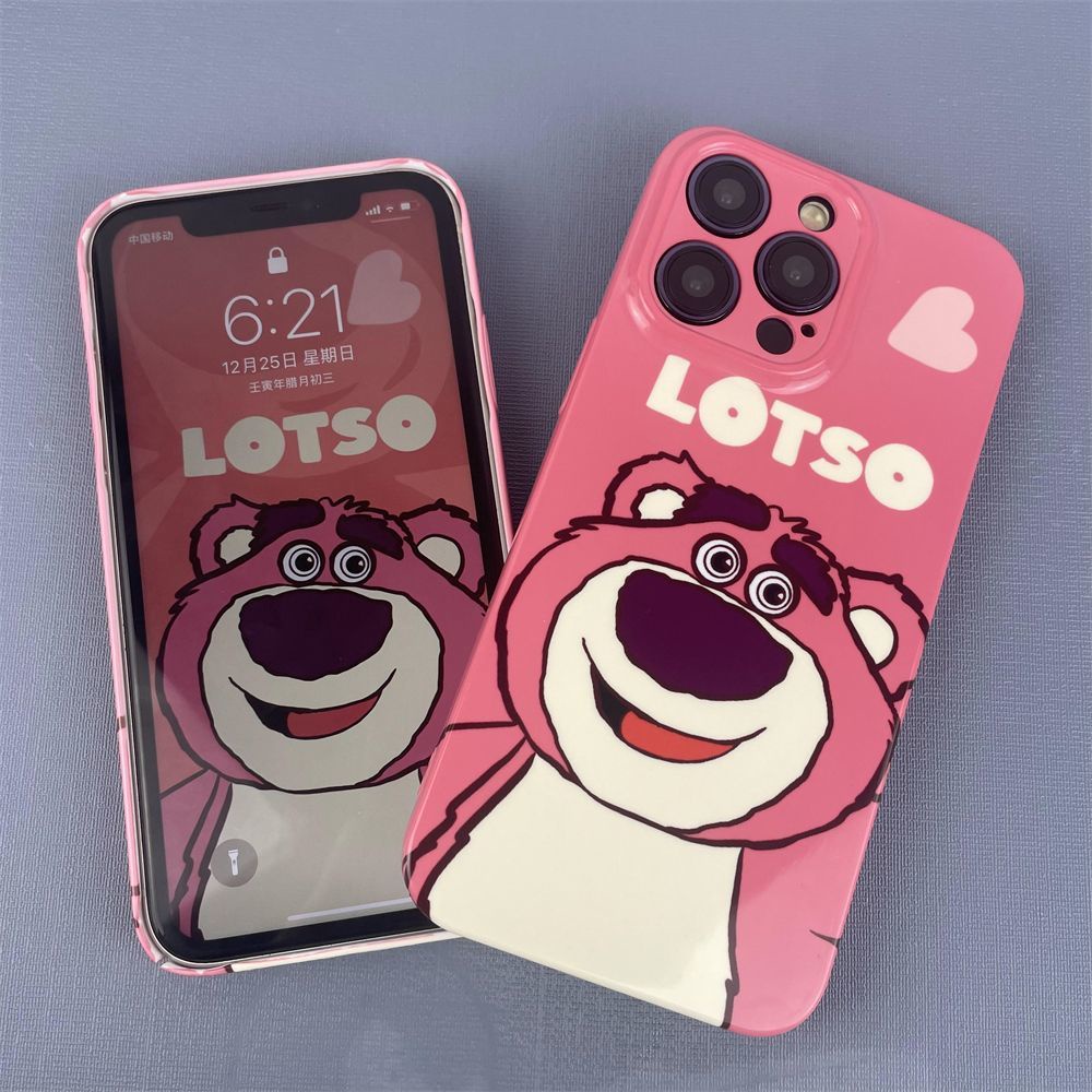 Ốp Điện Thoại Cứng Họa Tiết Gấu Và Dâu Tây Dễ Thương Cho Iphone 11 xr12 13 14pro max TR6Z