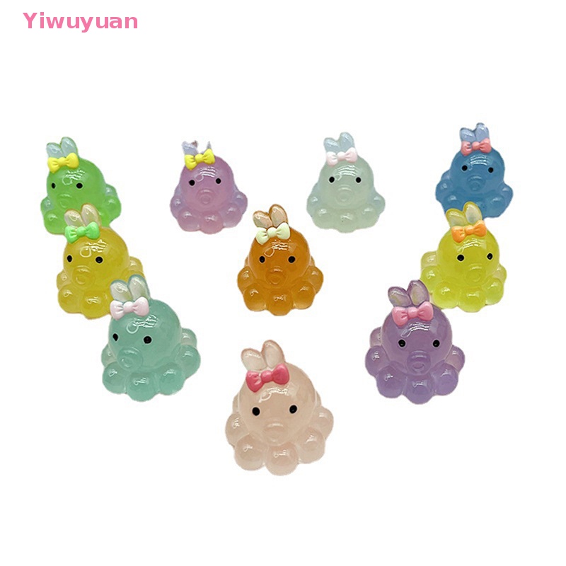 Bộ 2 Tượng Bạch Tuộc Mini Bằng Nhựa Phát Quang Trang Trí Bảng Điều Khiển Xe Hơi