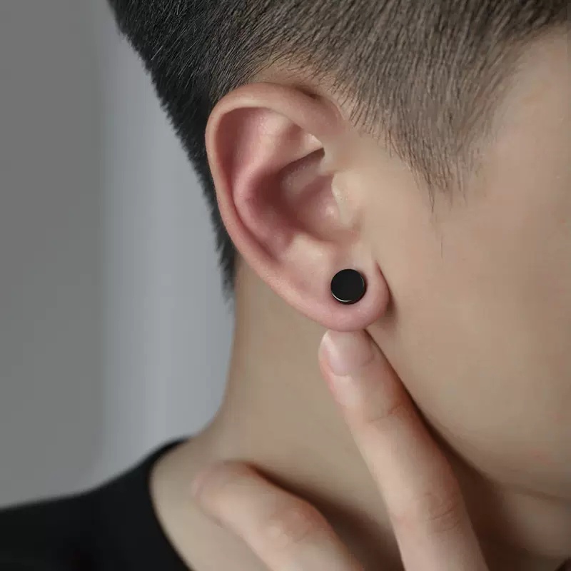 1 Khuyên Tai Thép Titan Không Xỏ Lỗ Có Nam Châm Thời Trang Cho Nam Nữ