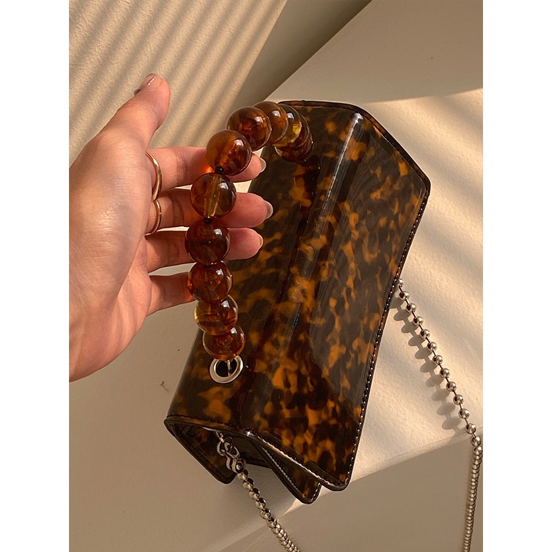 Túi Đeo Chéo Một Bên Vai Nắp Vuông Nhỏ Thiết Kế Chuỗi Hạt Phong Cách Retro Độc Đáo Mới Cho Nữ