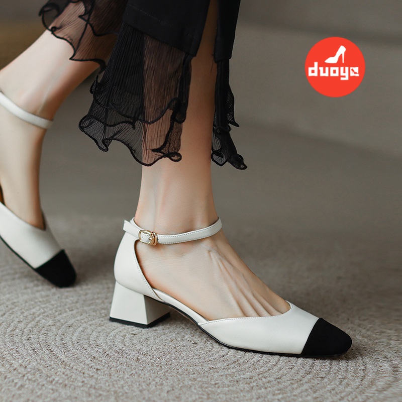 Giày Xăng Đan Thể Thao Đế Dày Có Khóa Gài Đính Đá Pha Lê Màu Bạc Chống Mòn Thời Trang Mùa Hè Phong Cách Pháp 2022