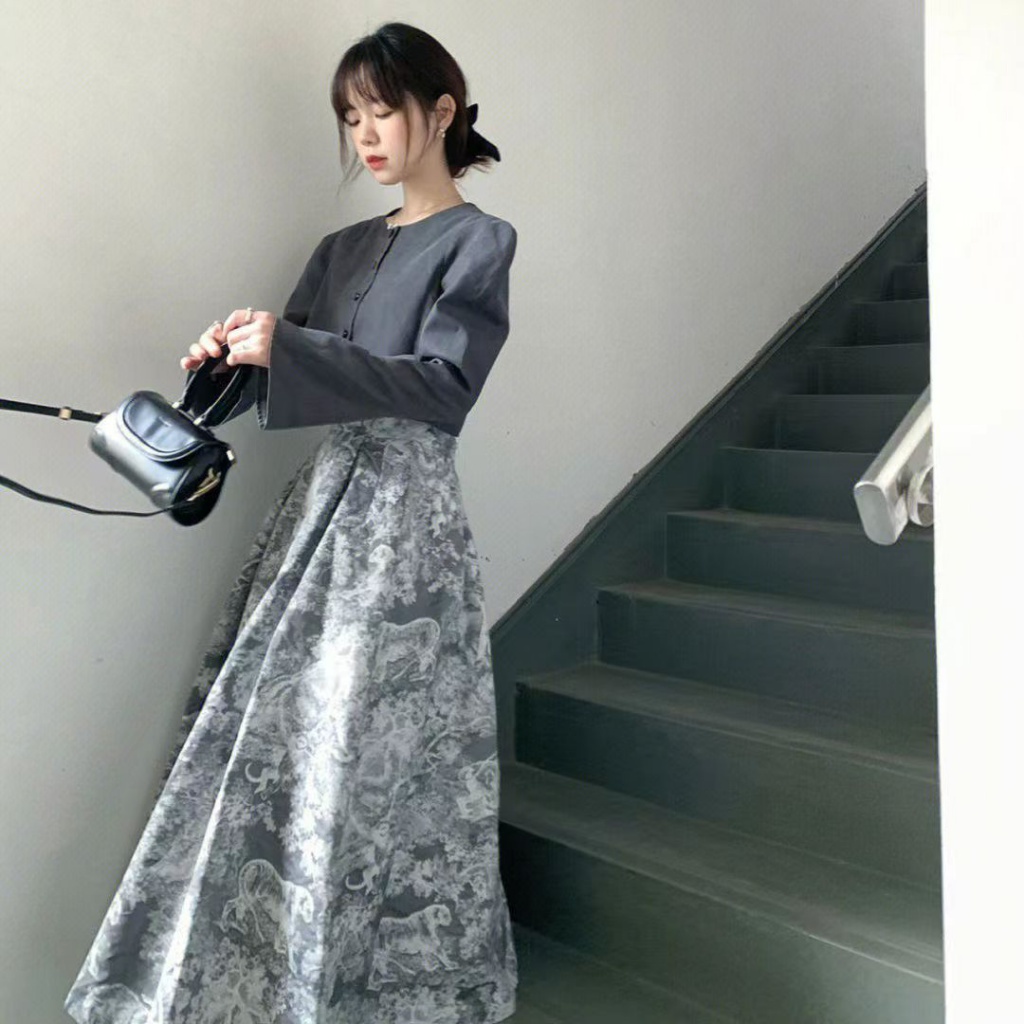 Bộ Áo Khoác Vest Ngắn Phong Cách Mùa Xuân Mới 2023 + Chân Váy Dài Lưng Cao In Họa Tiết Mực In 2022 Cho Nữ