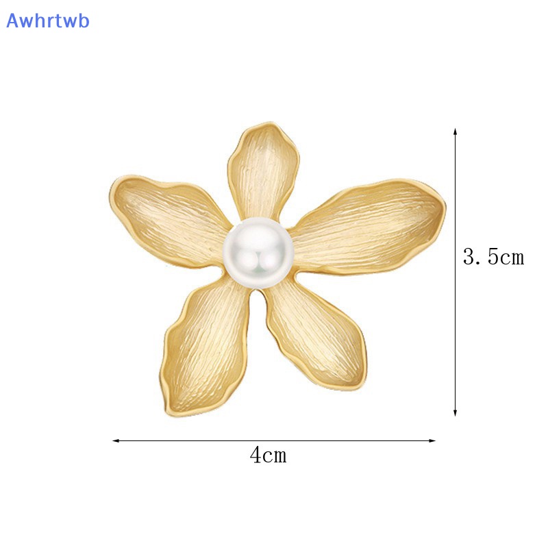 Ghim Cài Áo Hình Hoa Năm Cánh Đính Ngọc Trai Nhân Tạo Thời Trang Cho Nữ Mới