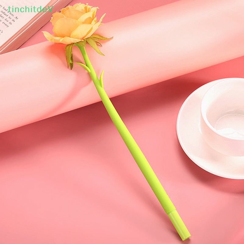 1 Cây Bút Bi Ngòi 0.5mm Bằng Silicon Hình Hoa Hồng Dễ Thương