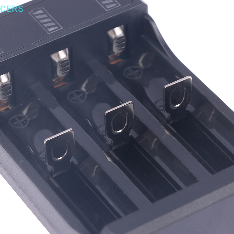 Bộ Sạc Nhanh 4 Cổng 4.2V CE 18650 / 14500