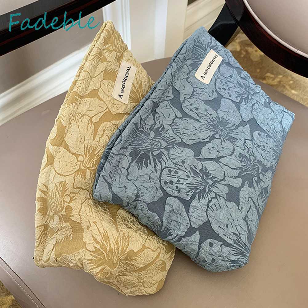 Túi Đựng Mỹ Phẩm Catton Sức Chứa Lớn Họa Tiết Hoa Dành Cho Nữ