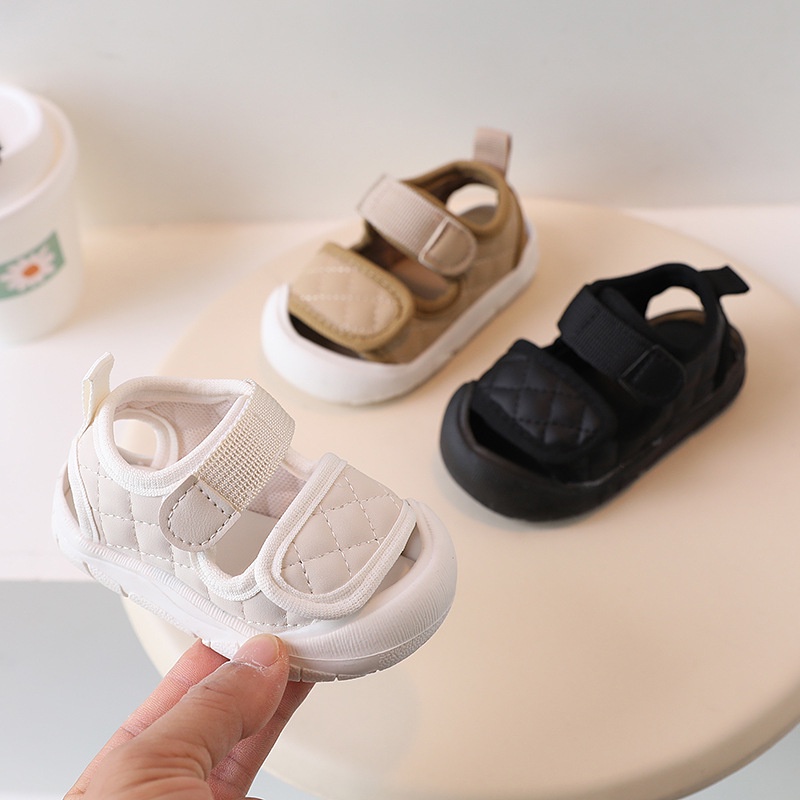 Giày Sandal Đế Mềm Thời Trang Đi Biển Cho Bé 1-3 Tuổi