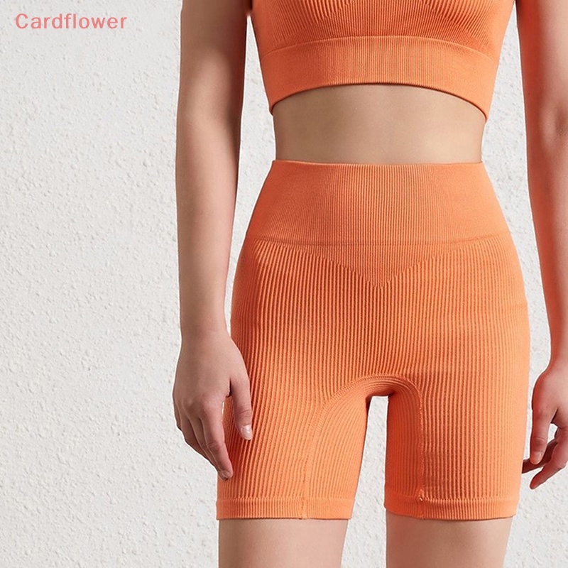 1 Bộ Đồ Tập Thể Thao Gồm Áo Croptop + Quần Short Không Đường May + Áo Ngực Quyến Rũ Dành Cho Nữ